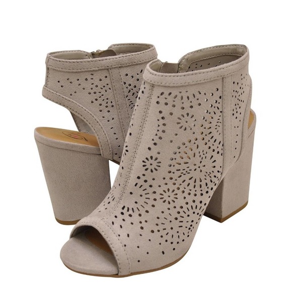 Delicious Shoes - NEW Grey Vegan Suede Peep Toe Chunky Heels